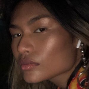 Meet your Posher, Jelai angelina